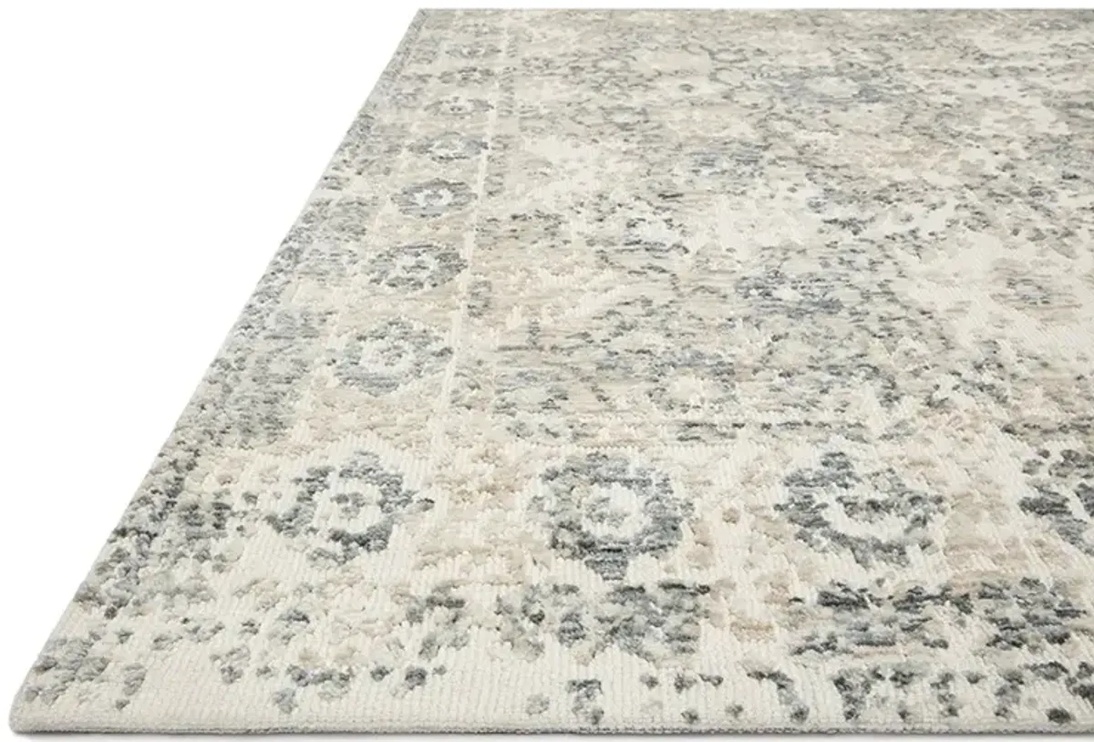 Lindsay Antique White/Aqua 9'3" x 13' Rug