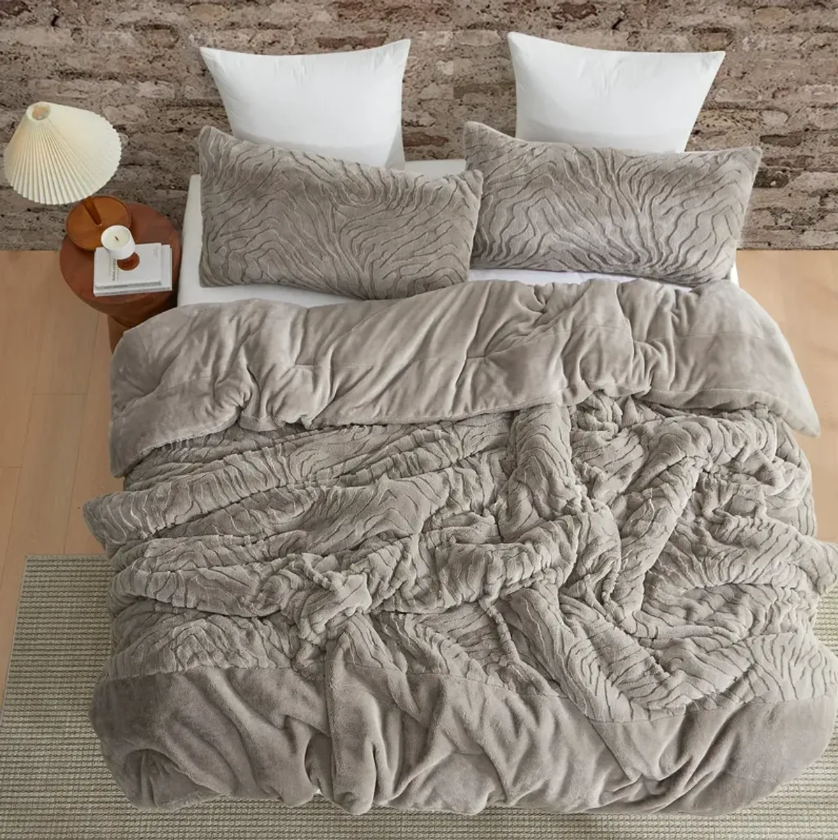 Faded Zebra - Coma Inducer� Oversized Comforter Set