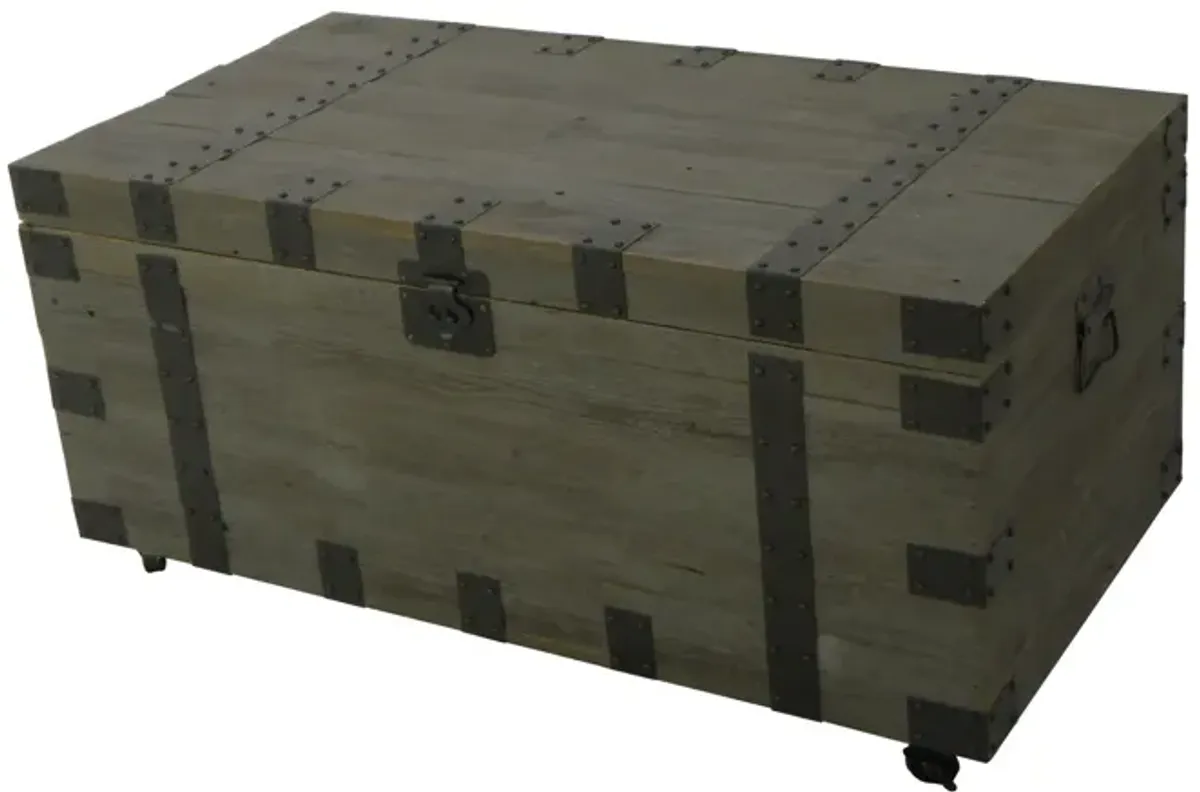 TRUNK COFFEE TABLE WITH RECLAIM WOOD AND BLACK METAL
