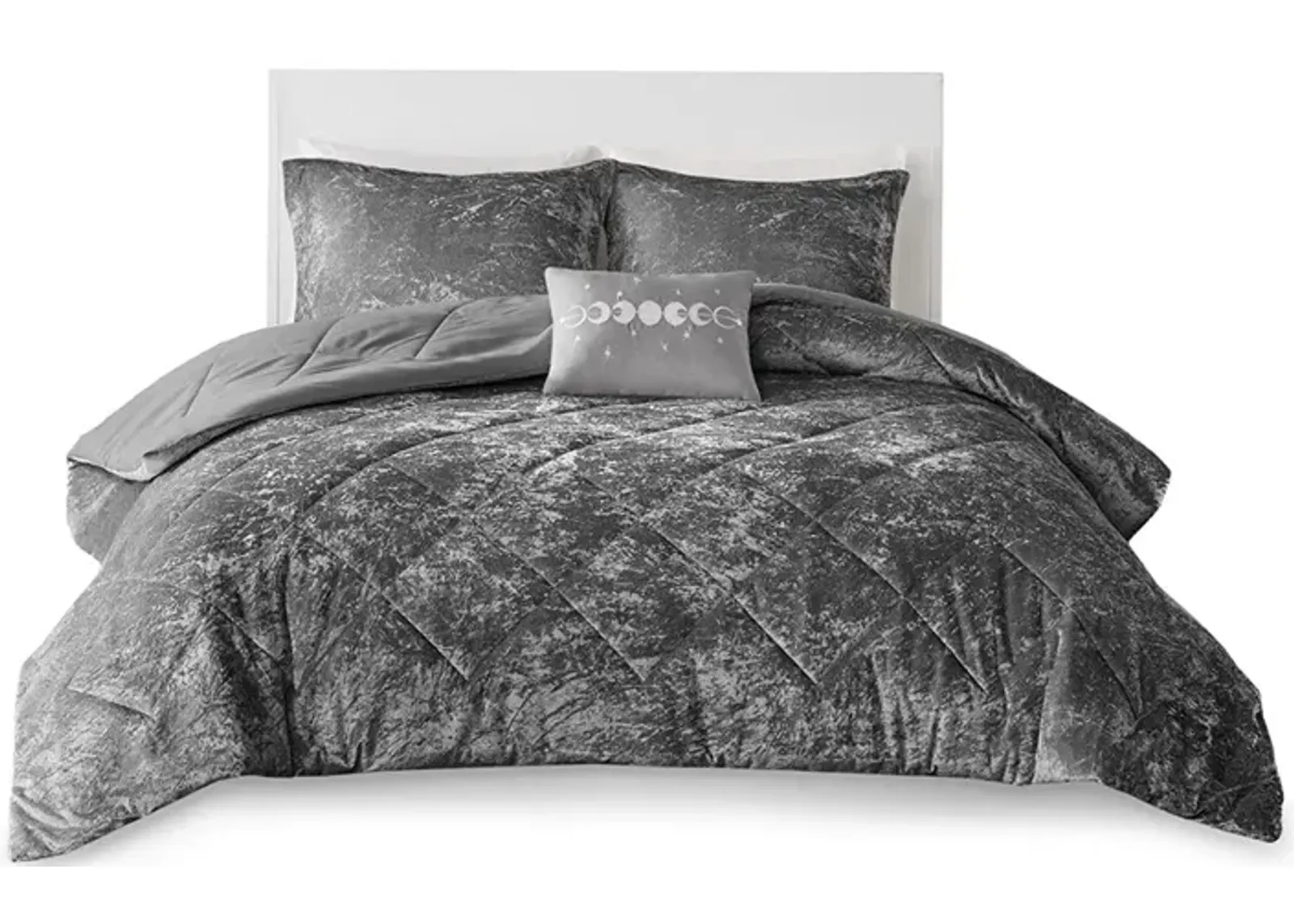 Gracie Mills Eirlys Velvet Duvet Cover Set