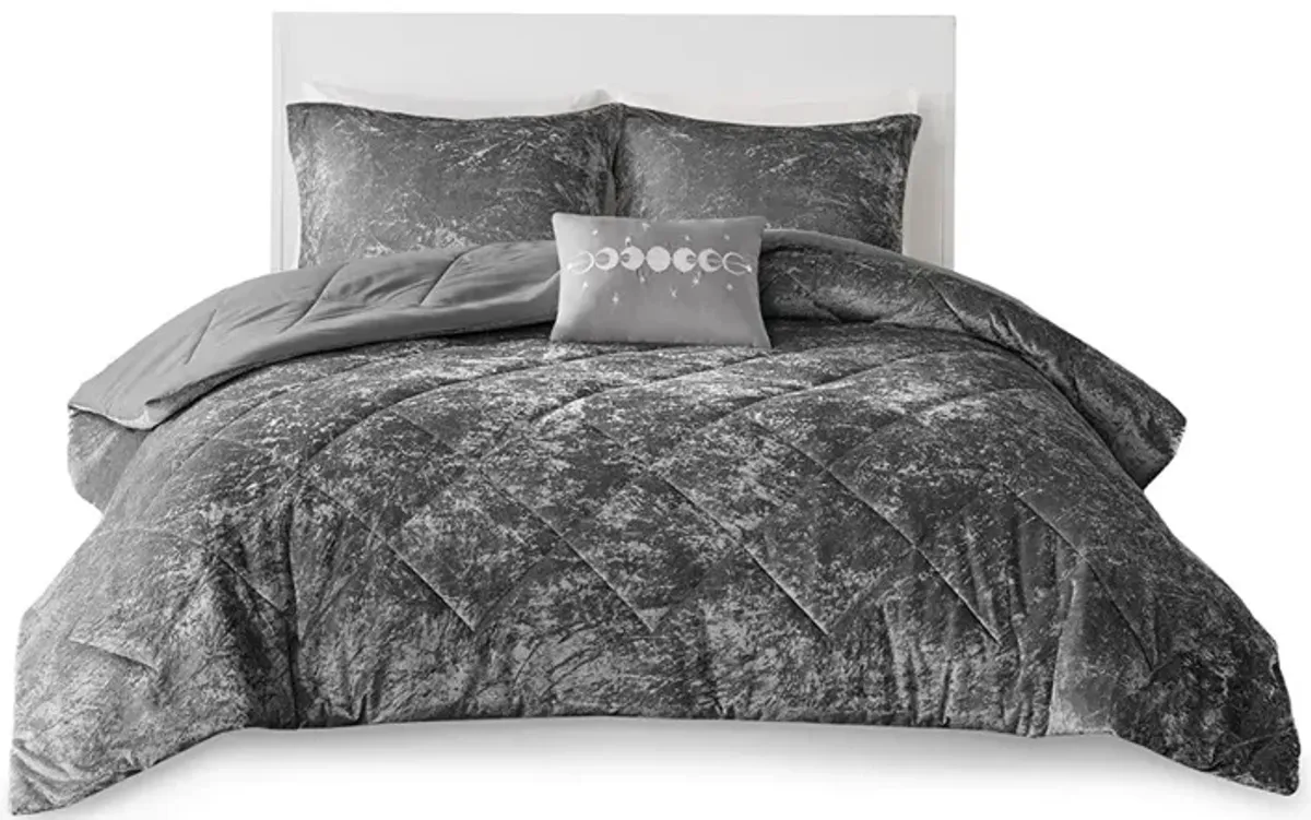 Gracie Mills Eirlys Velvet Duvet Cover Set