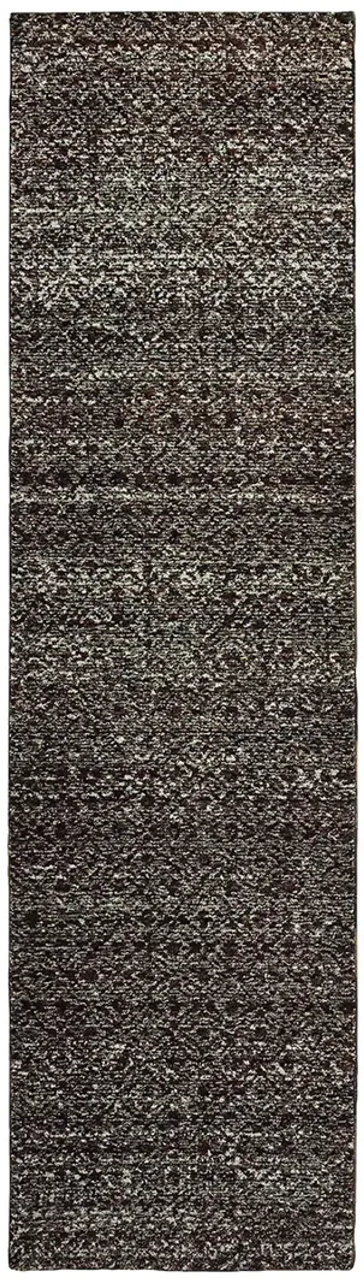 Atlas 2'6" x 12' Black Rug