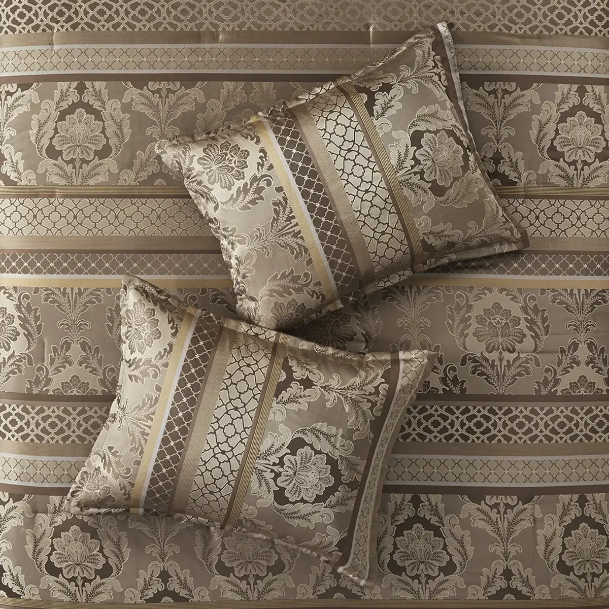 Gracie Mills Bruce 7-Piece Jacquard Comforter Set