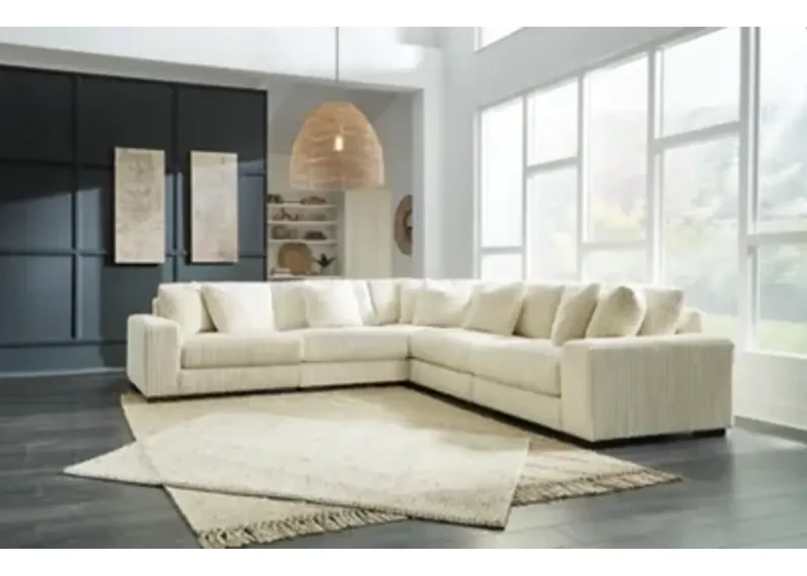 Lindyn 5-Piece Sectional