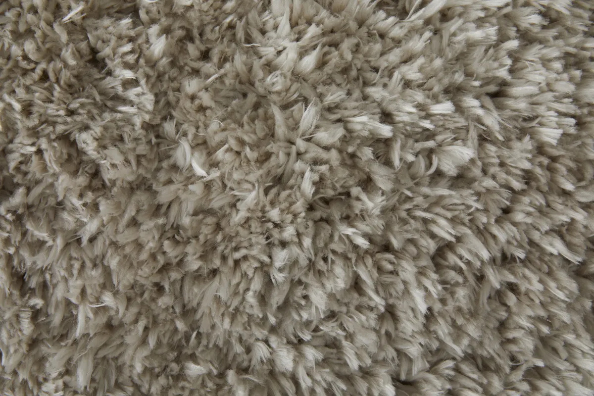 Darian 39K0F Ivory 2'6" x 8' Rug