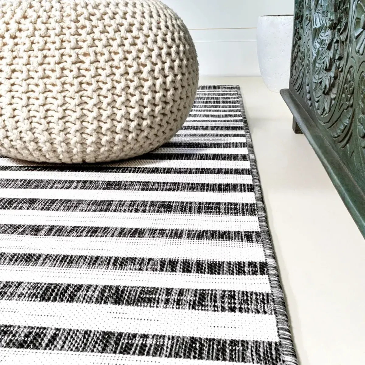 Sukie Modern Offset Stripe Indoor/Outdoor Area Rug