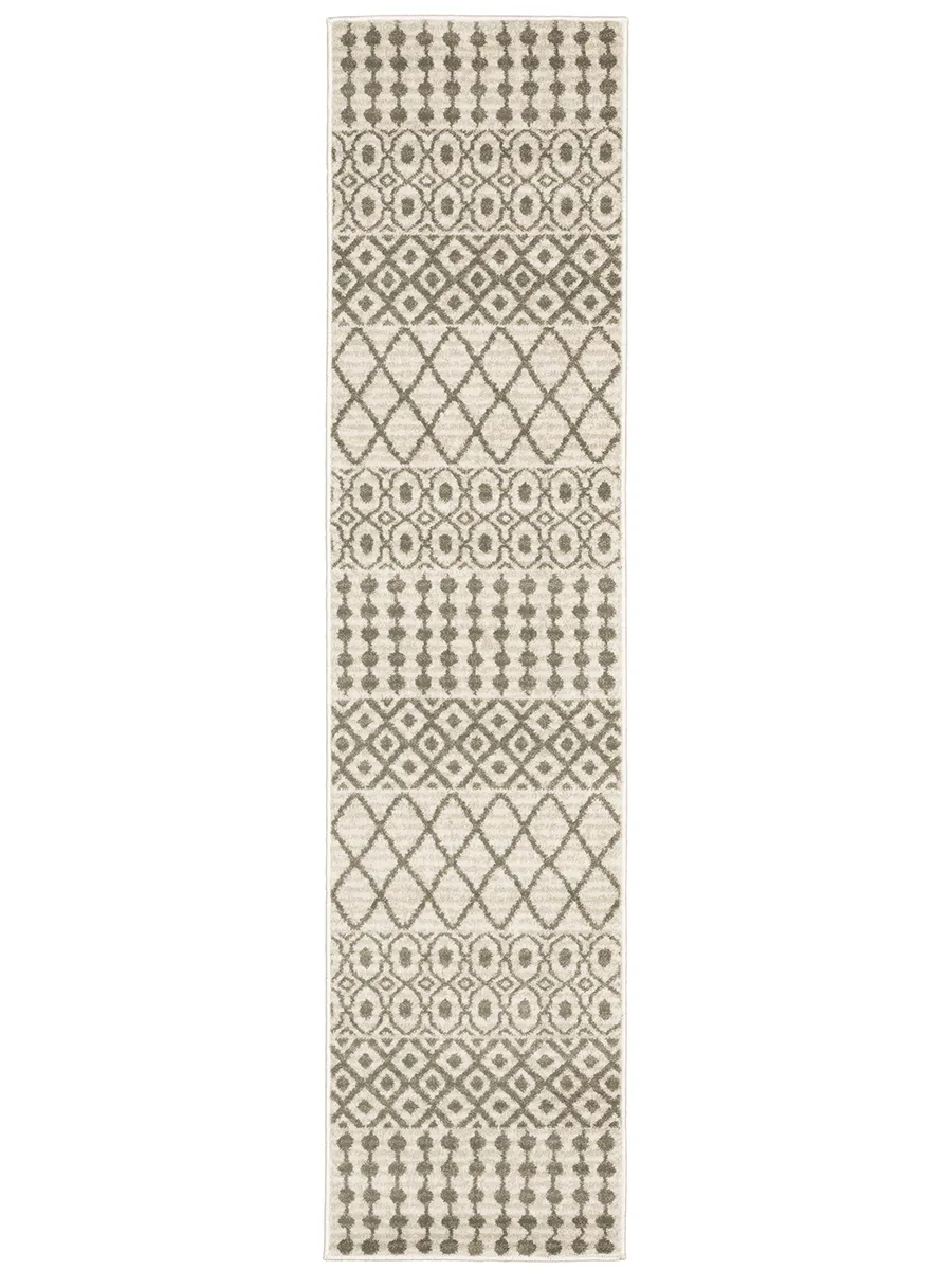 Georgia 1'10" x 7'6" Ivory Rug