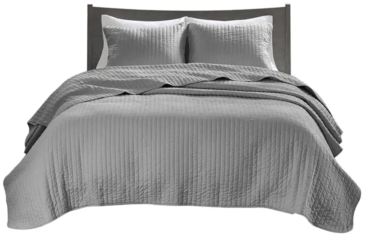 Gracie Mills Becker Cozy Reversible Pick Stitch Quilt Set with Matching Shams