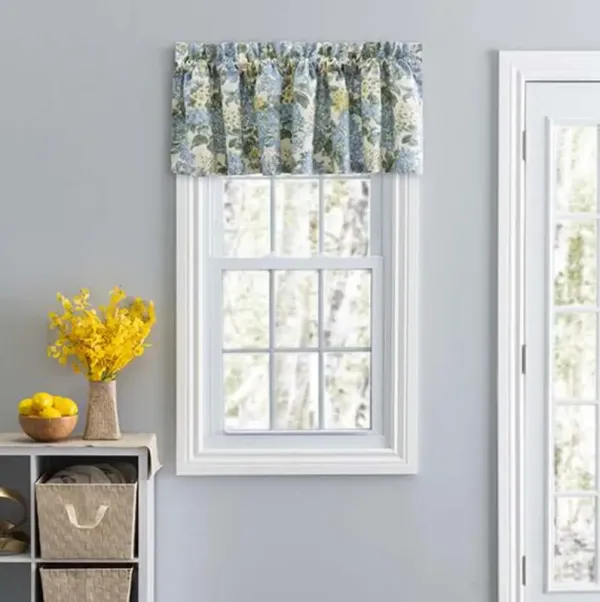 Ellis Hydrangea Classic Pattern Printed 3" Rod Pocket Window Tailored Valance 70"x12" Blue