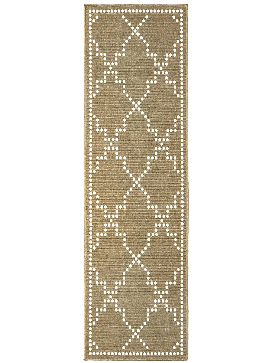 Marina 2'3" x 7'6" Tan Rug