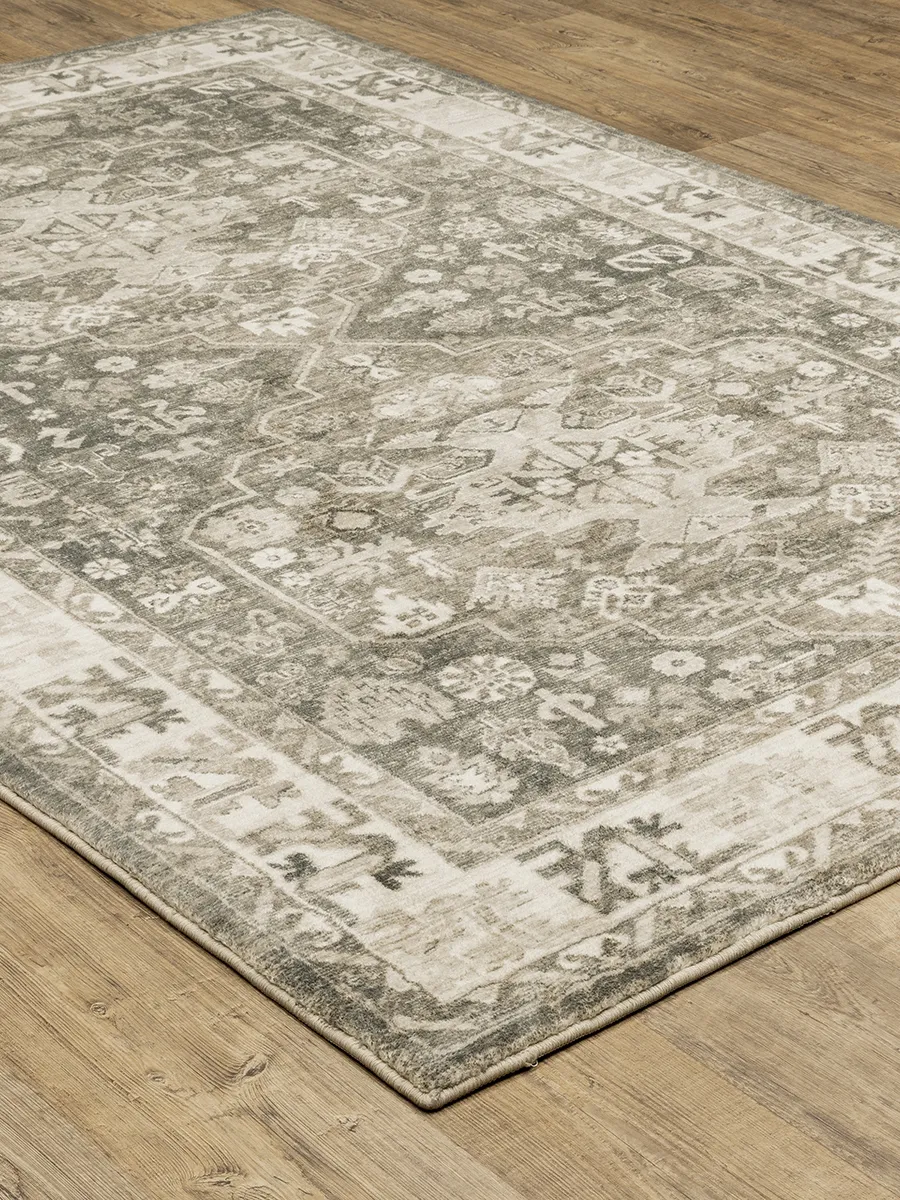 Savoy 5'3" x 7'3" Charcoal Rug