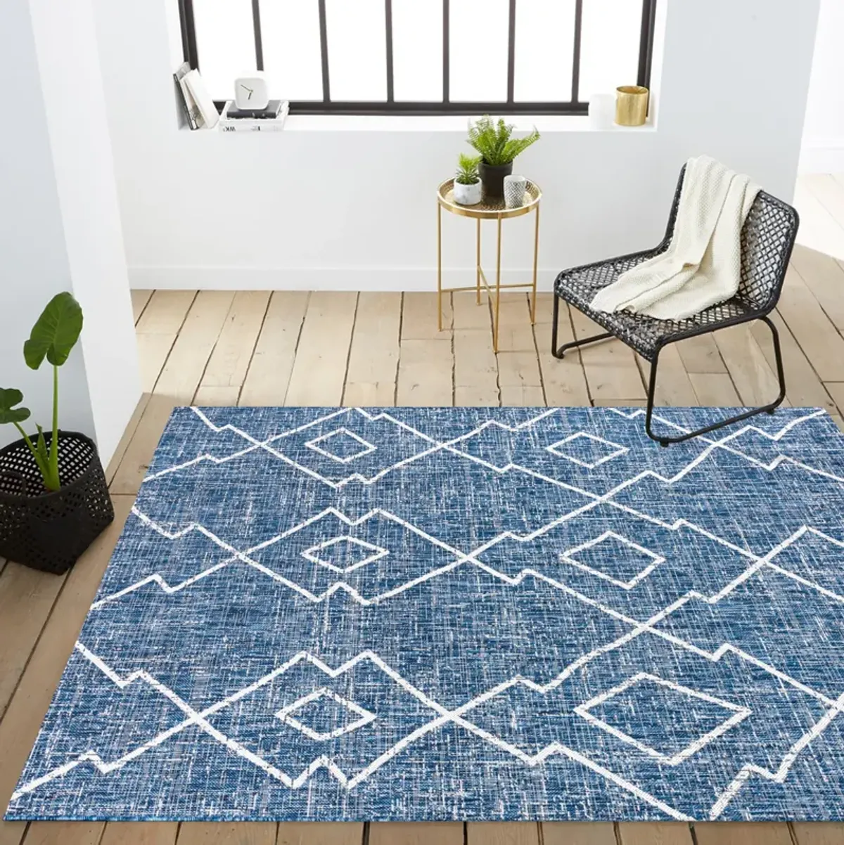 Carwa Tribal Diamond Trellis Indoor/Outdoor Area Rug