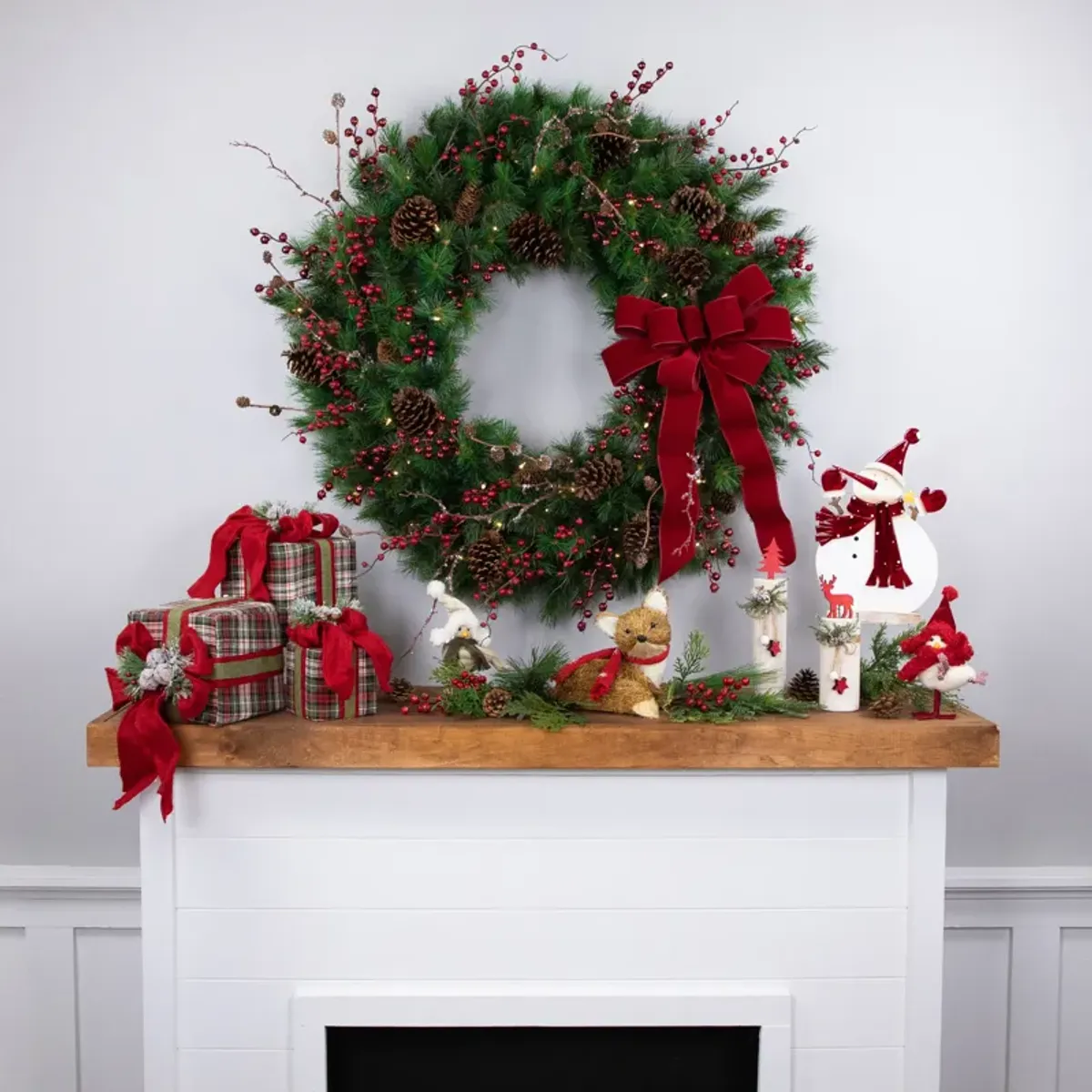 Pre-lit Royal Oregon Pine Artificial Christmas Wreath  36 inch  Clear Lights