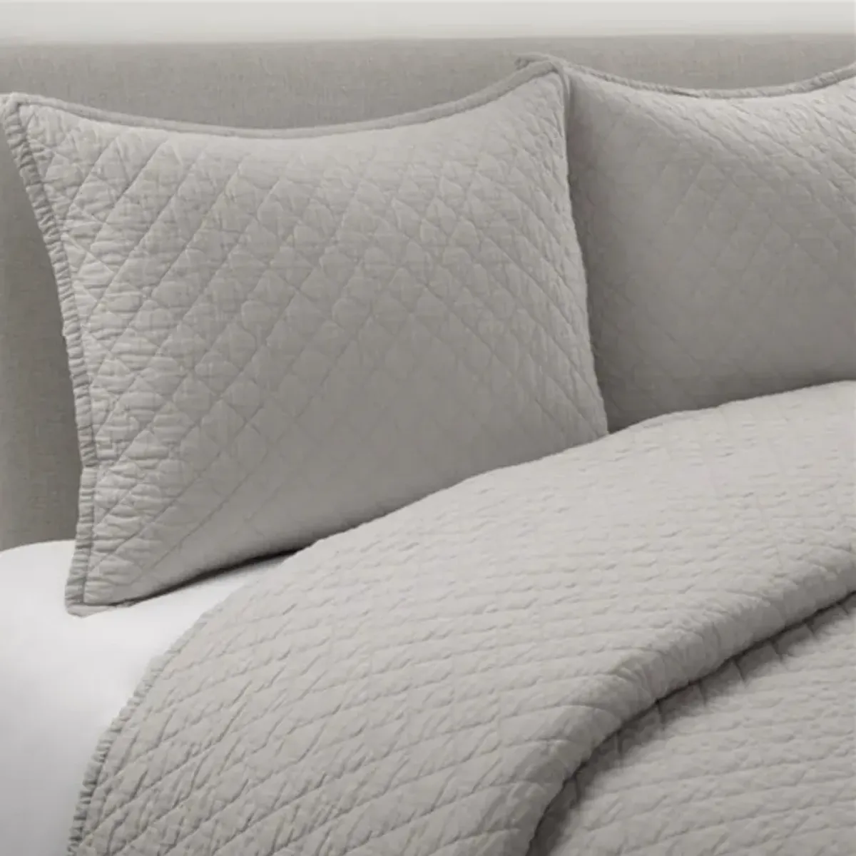 Lightweight Cotton Linen Textured Reversible 3-Piece Quilt Set