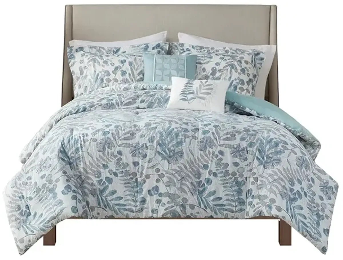 Gracie Mills Rice Coastal Bliss 5-Piece Seersucker Comforter Ensemble with Coordinating Throw Pillows