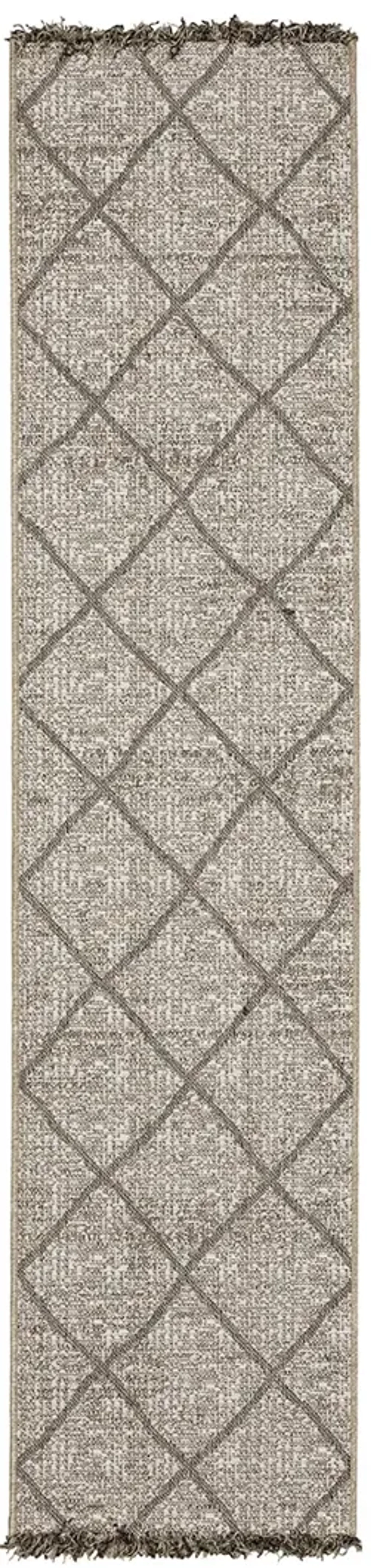 Gillian 1'10" x 7'6" Beige Rug