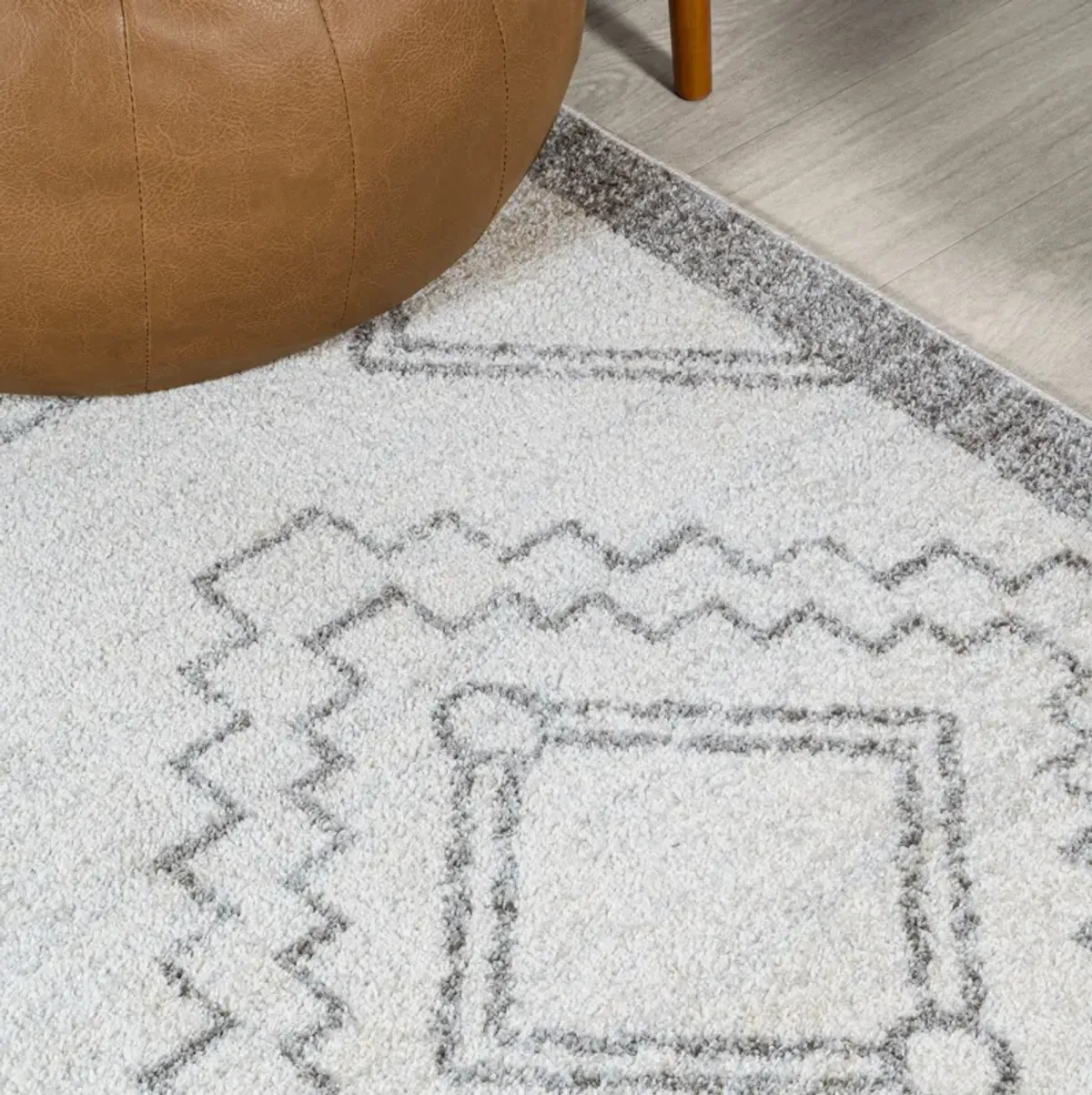 Amir Moroccan Beni Souk Cream/Black. Area Rug