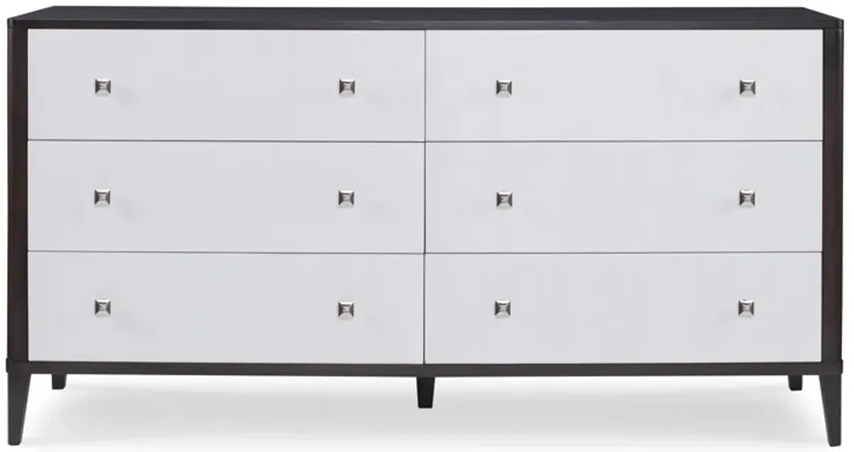 Aria Dresser