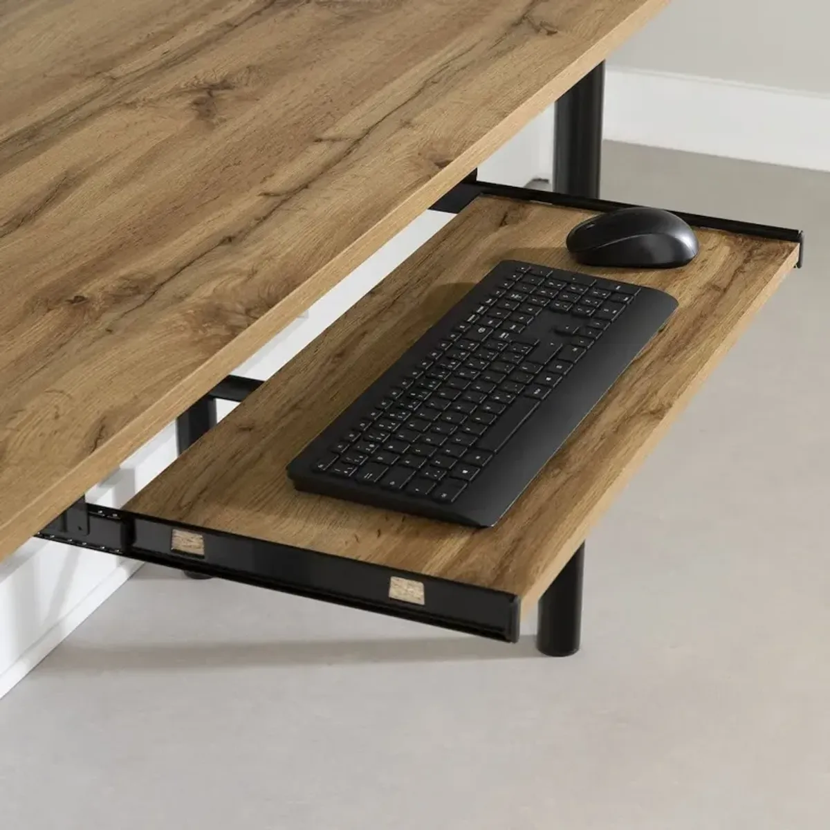 Ezra Desk, Nordik Oak