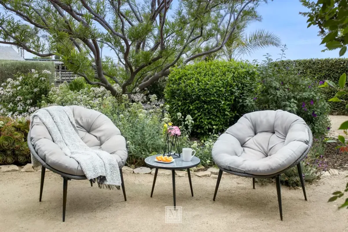 Lizzie Club Chairs and Table Set