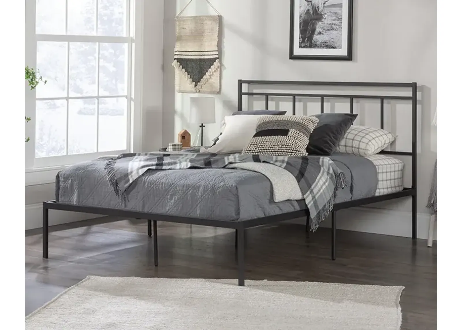 Cannery Bridge Queen Platform Bed