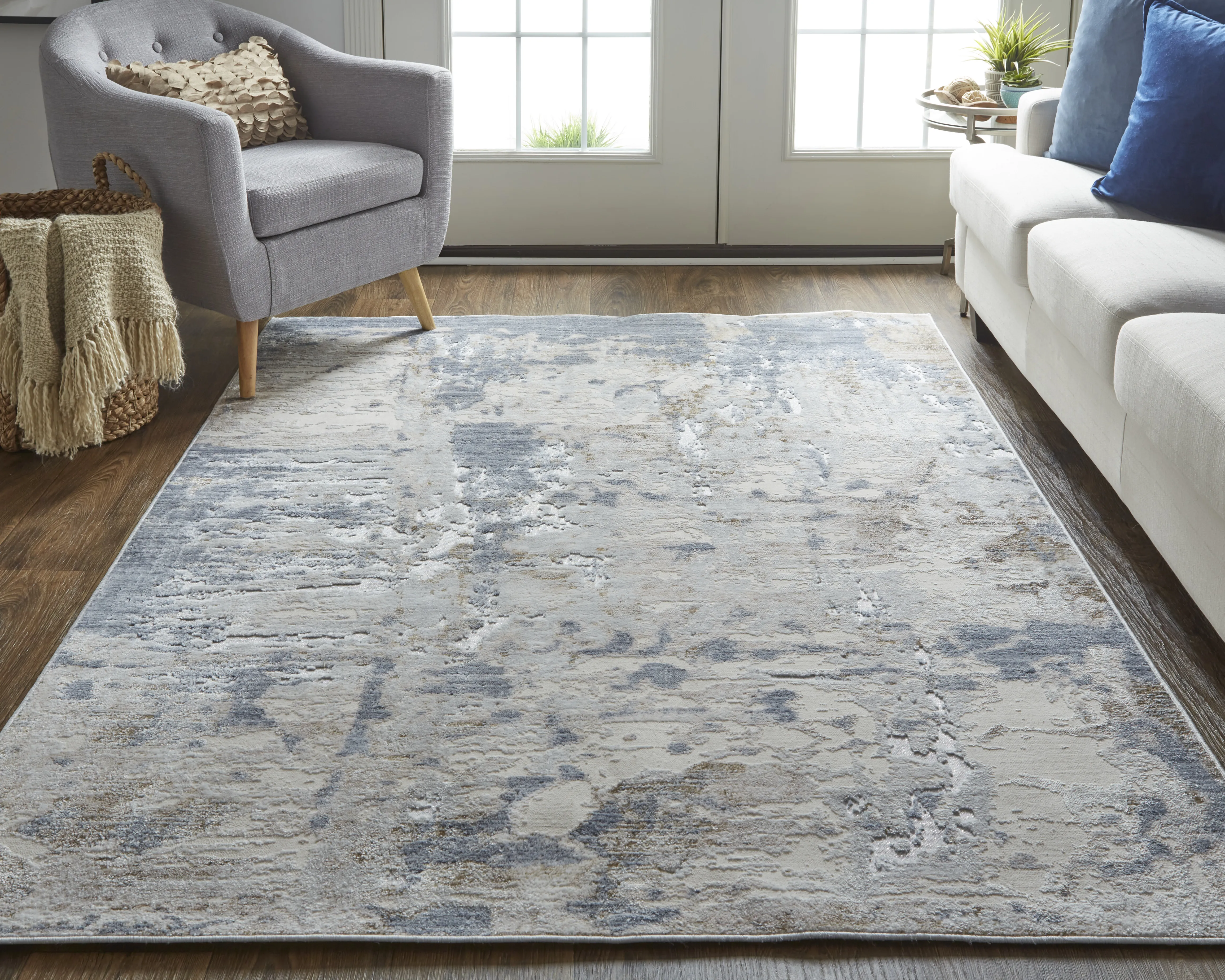 Laina 39GHF Ivory/Gray/Blue 5' x 7'10" Rug