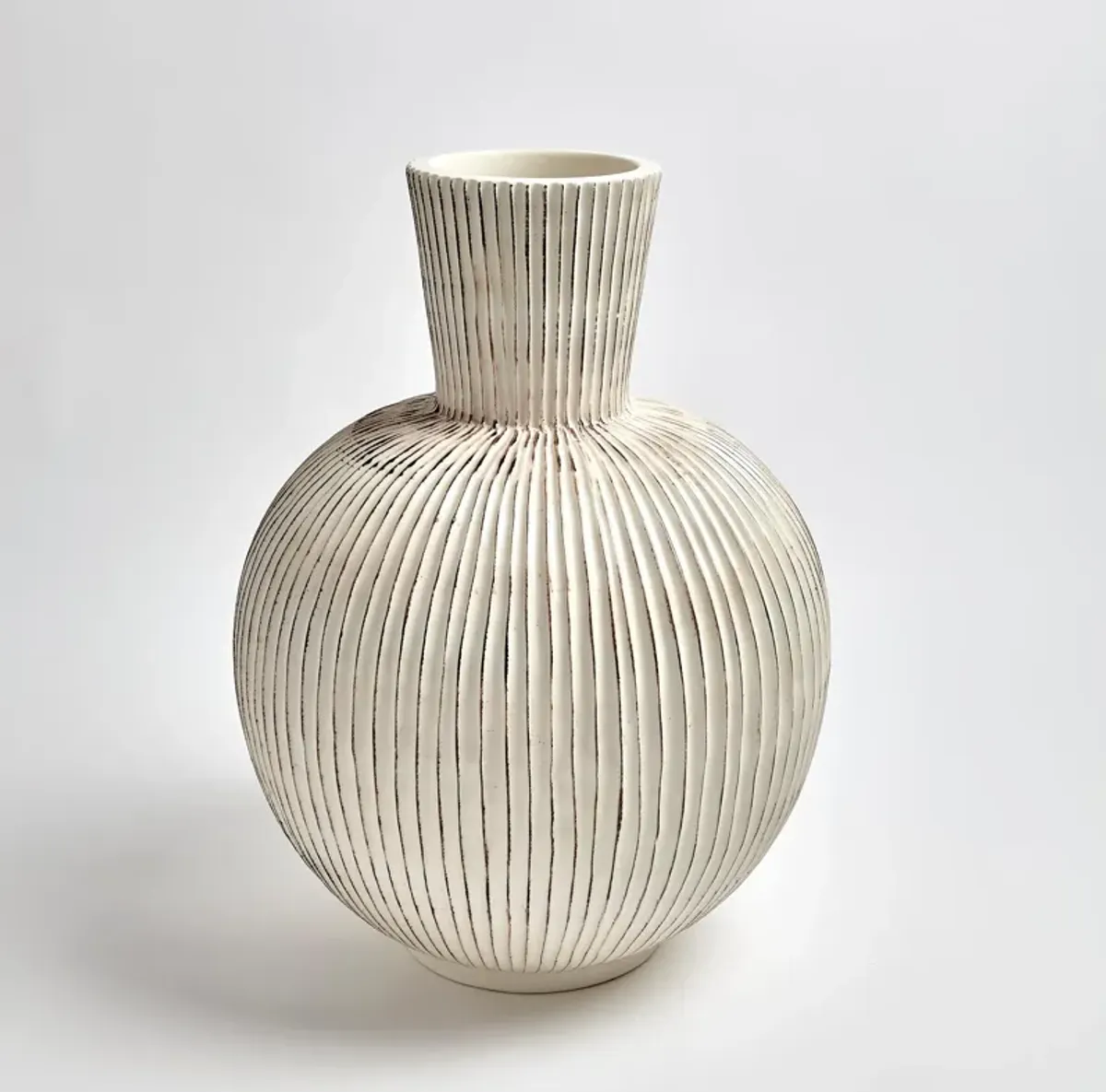 Furrow Sphere Vase-Large