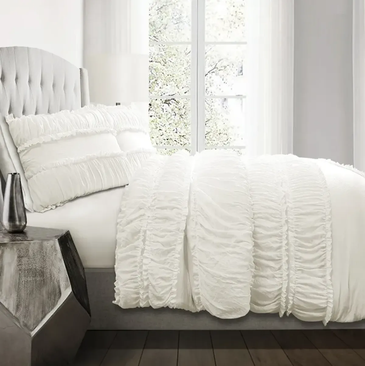 Nova Ruffle Comforter White 3Pc Set King