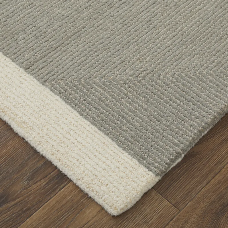 Maguire 8904F Taupe/Black 2' x 3' Rug