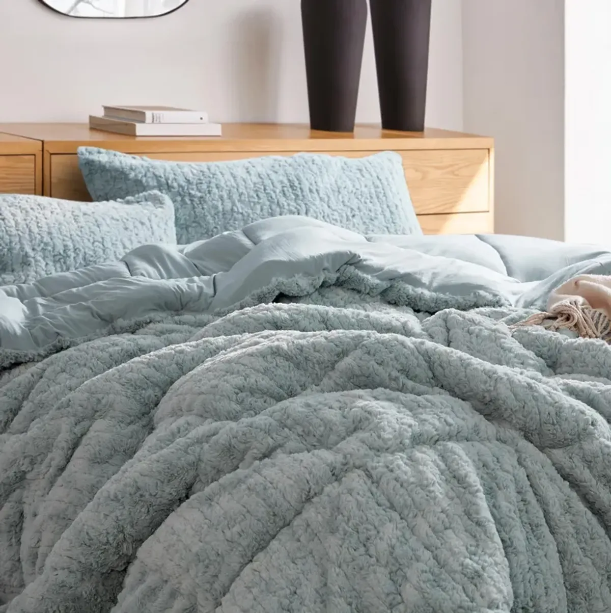 Truth Be Told - Coma Inducer� Oversized Comforter