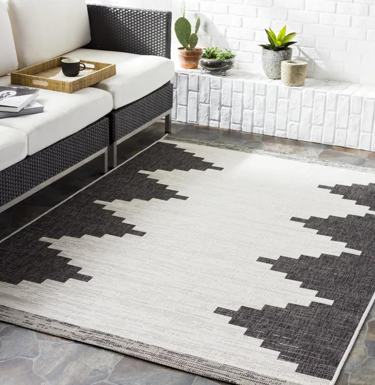 Eagean EAG-2356 6'7' Square Black Rug