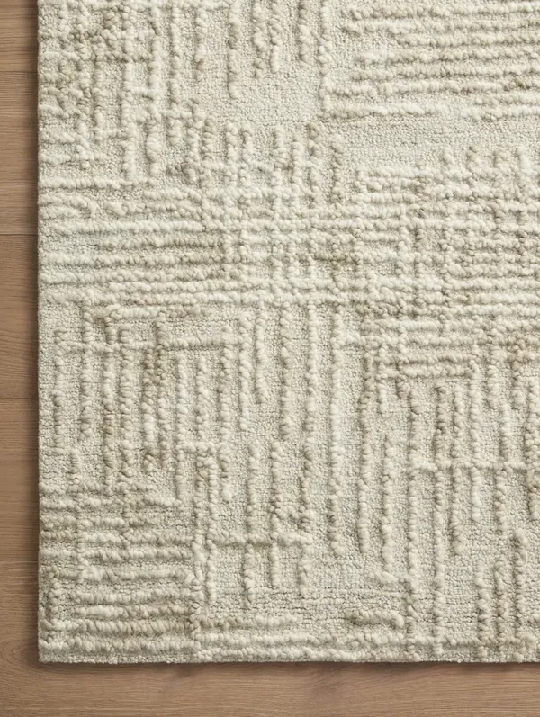 Tallulah TLL-01 Natural / Sage 2''6" x 7''6" Rug by