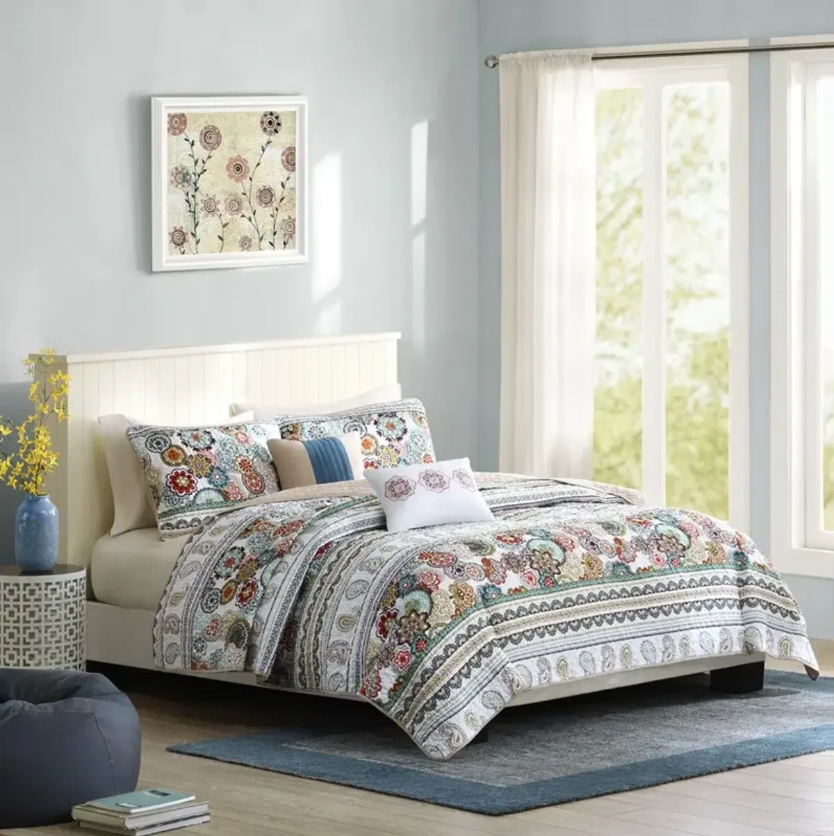 Gracie Mills Eranthe Colorful Paisley Reversible Quilt Set with Decorative Pillows