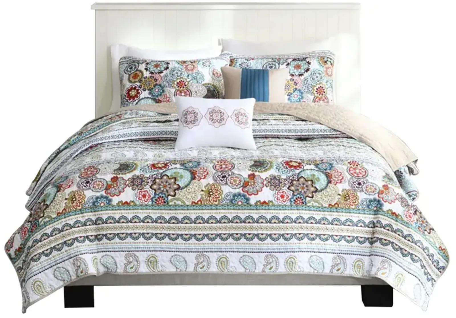 Gracie Mills Eranthe Colorful Paisley Reversible Quilt Set with Decorative Pillows