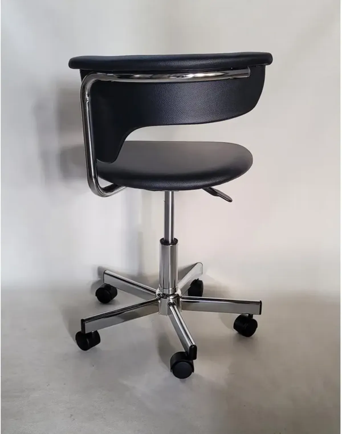 Pvc Office Chair, 19.5"X19.5"X26"-30"H