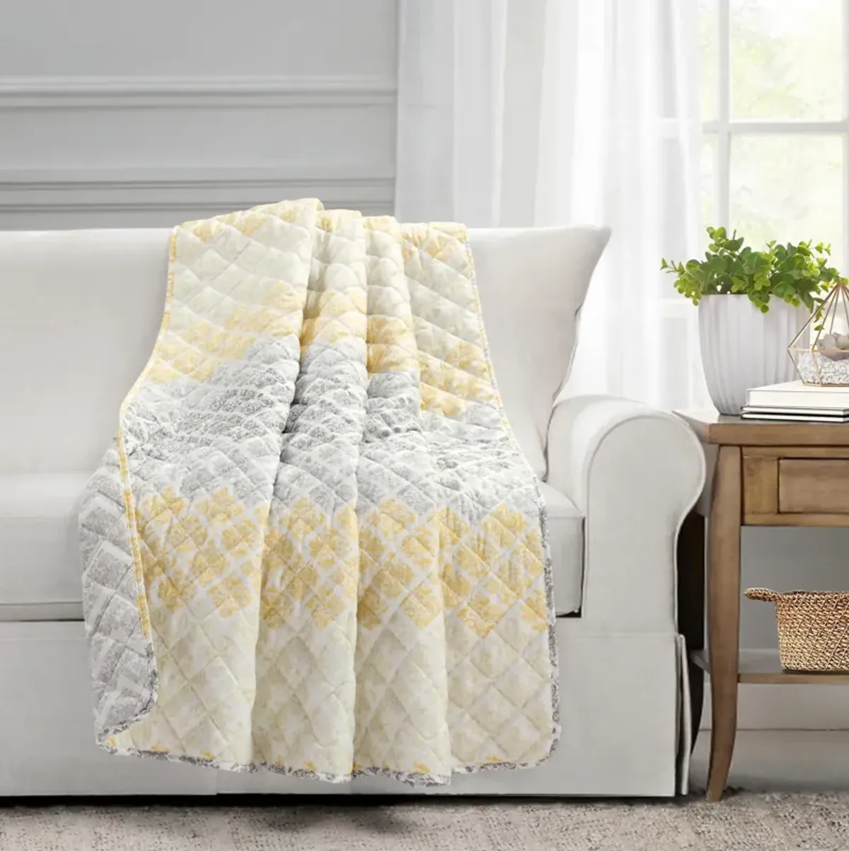 Medallion Ombre Throw