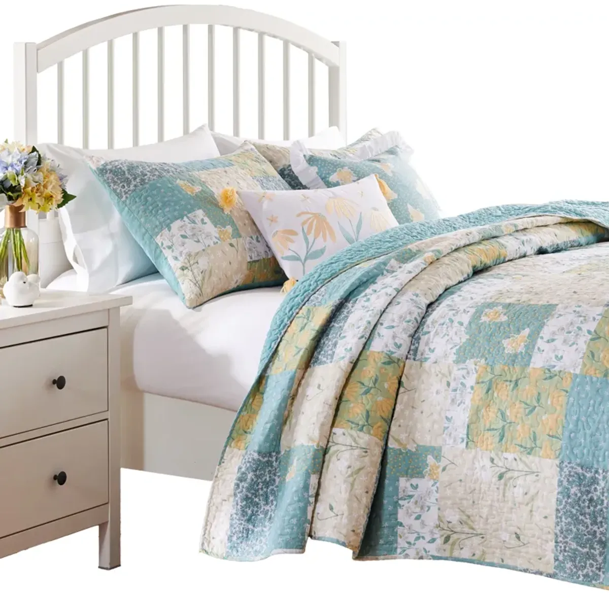 Evane 2pc XL Twin Size Quilt Set, Floral Design, Mist Blue and White Cotton