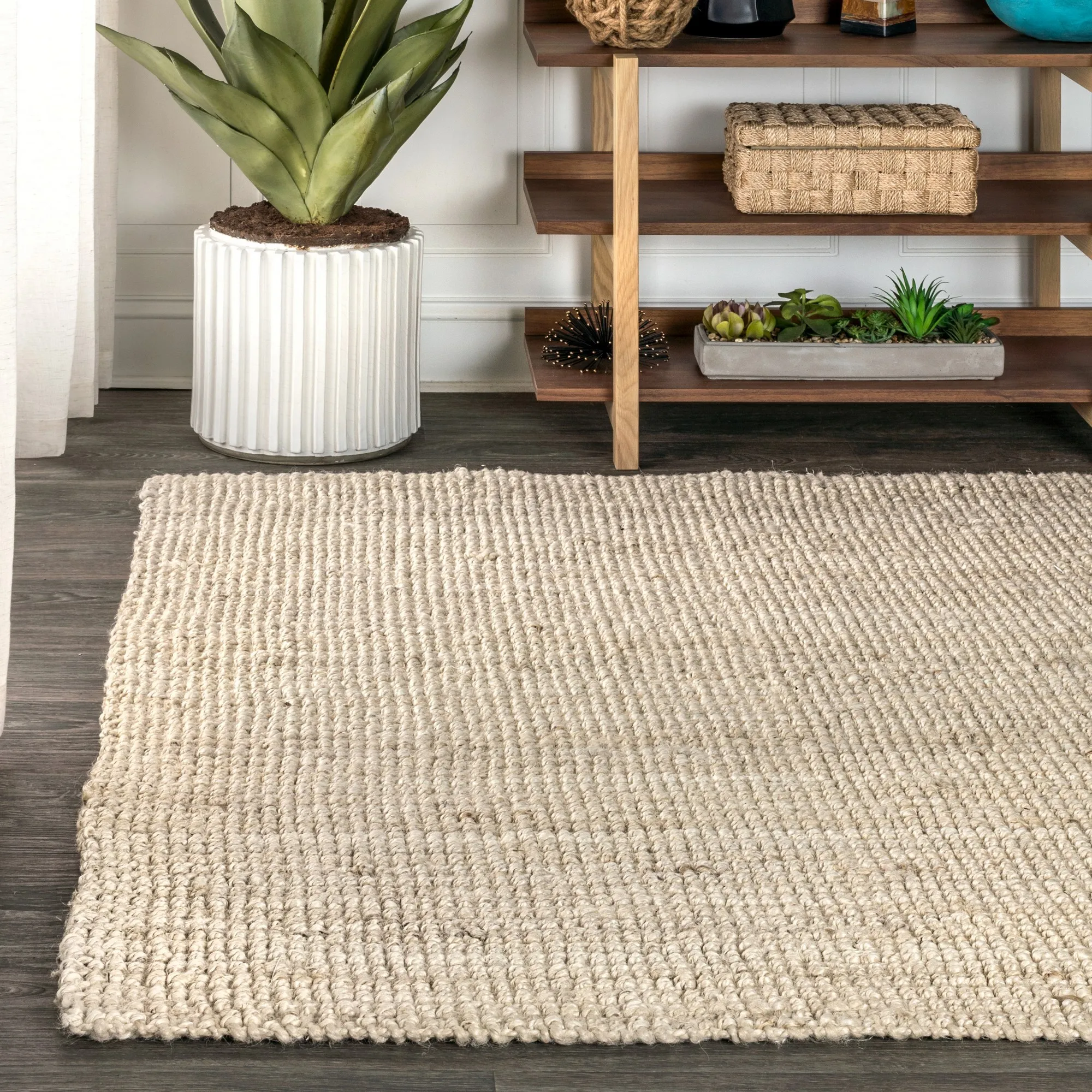 Pata Hand Woven Chunky Jute Area Rug