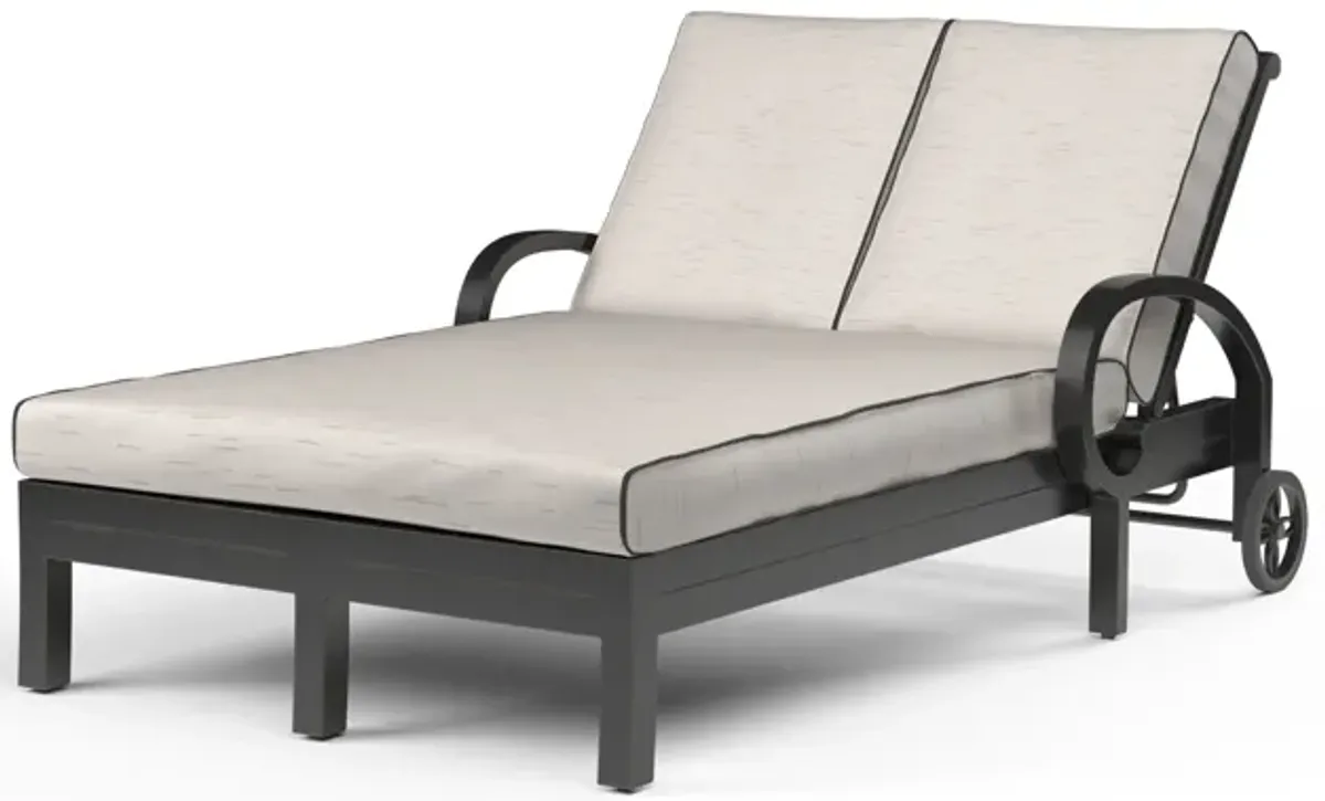 Monterey Double Chaise in Frequency Sand w/ Contrast Canvas Java Welt