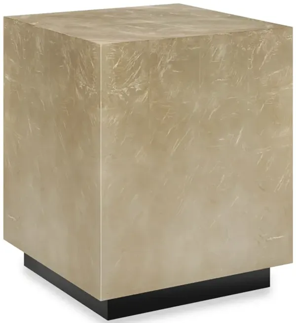 Cocktail Couture Sqr End Tbl