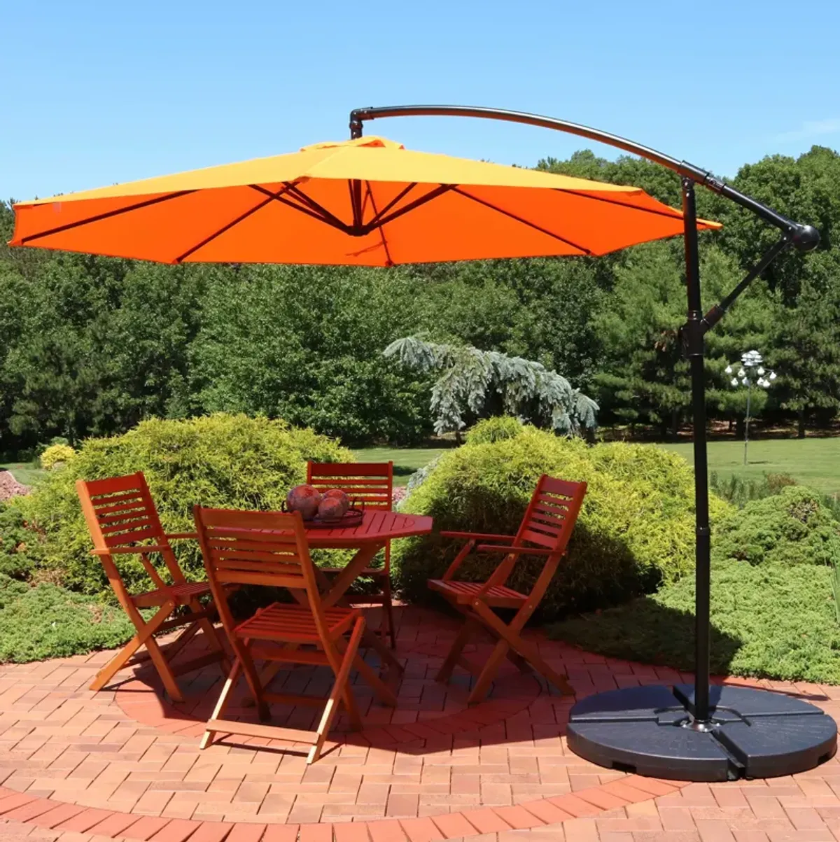 Sunnydaze 9.5 ft Cantilever Offset Patio Umbrella with Crank