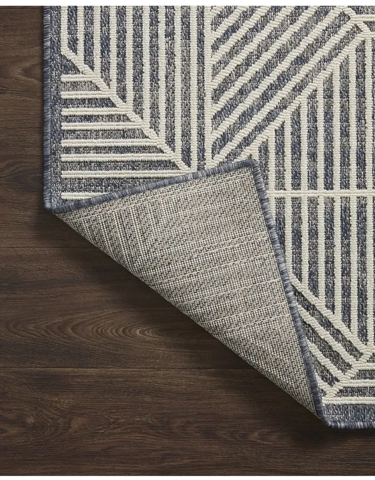 Rainier RAI03 Denim 7'10" x 10'10" Rug