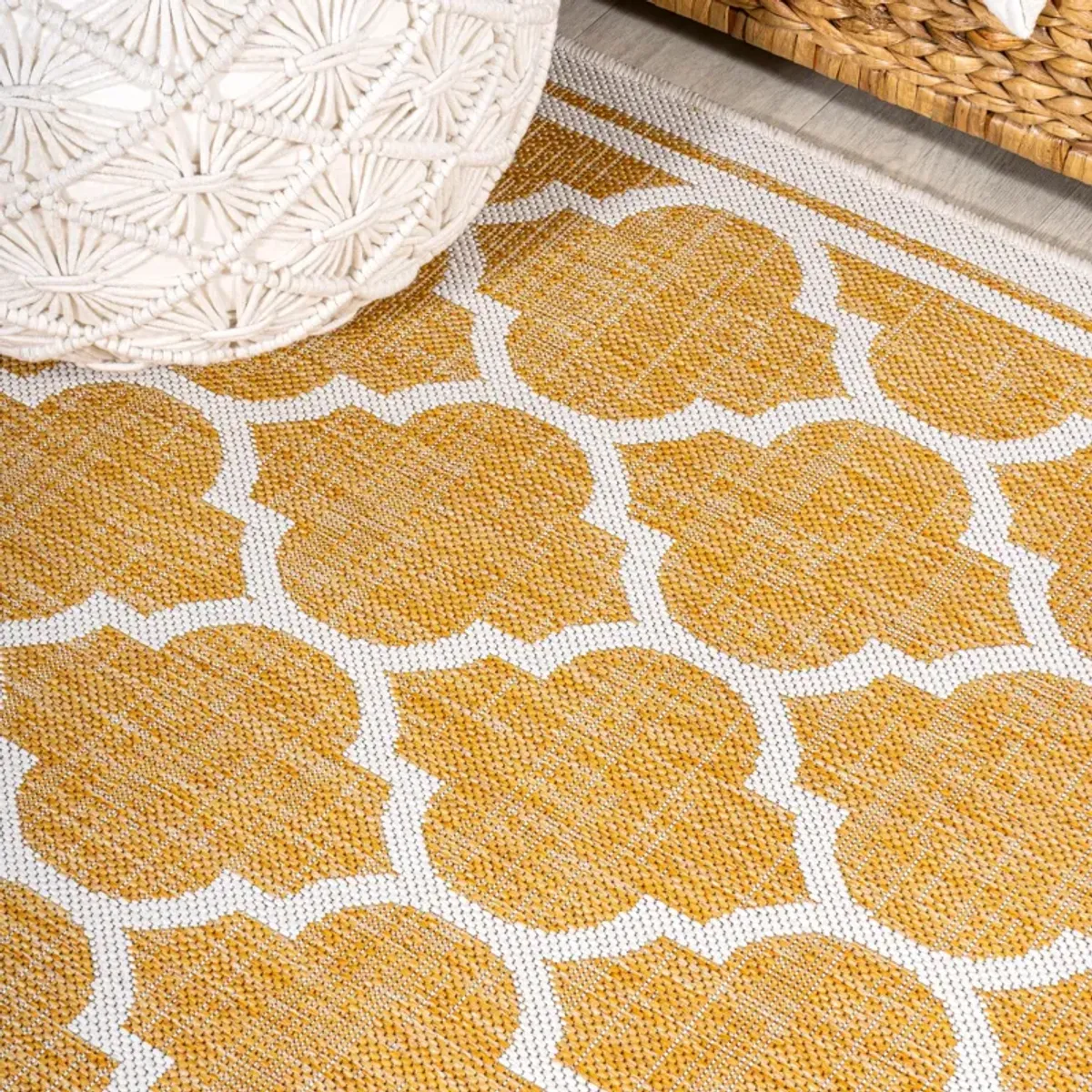 Trebol Moroccan Trellis Textured Weave Indoor/Outdoor Area Rug