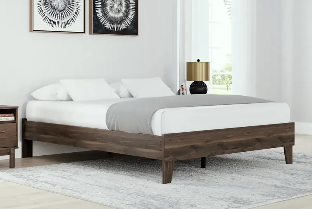Calverson Queen Platform Bed
