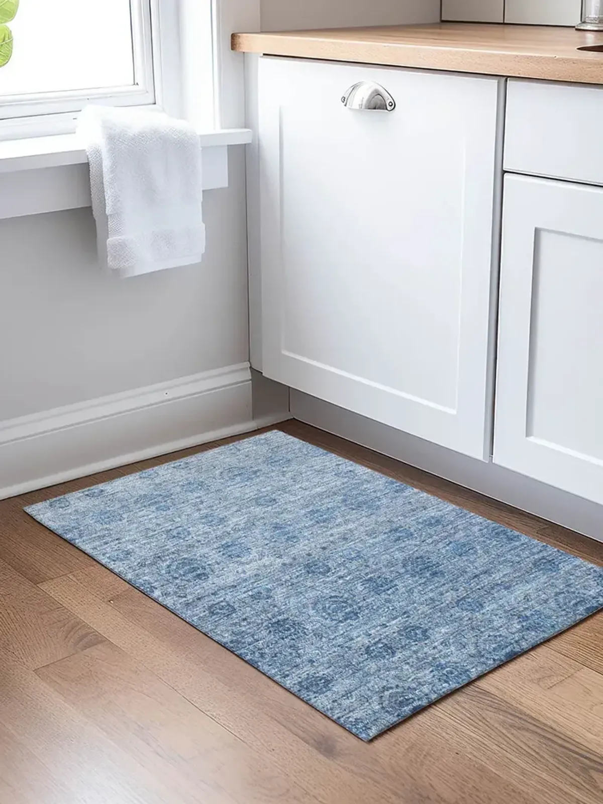 Burano BU8 Blue 20" x 30" Rug