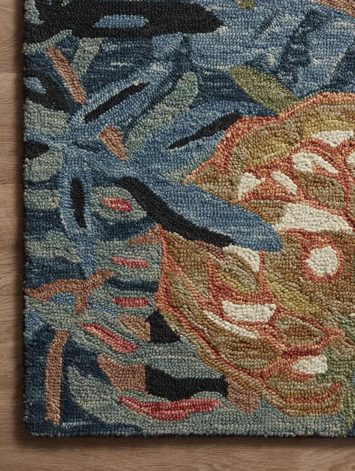 Bella BLM02 R" Rug