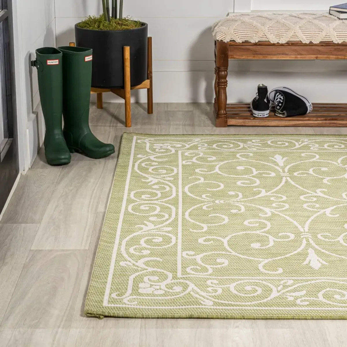 Charleston Vintage Filigree Textured Weave Indoor/Outdoor Area Rug