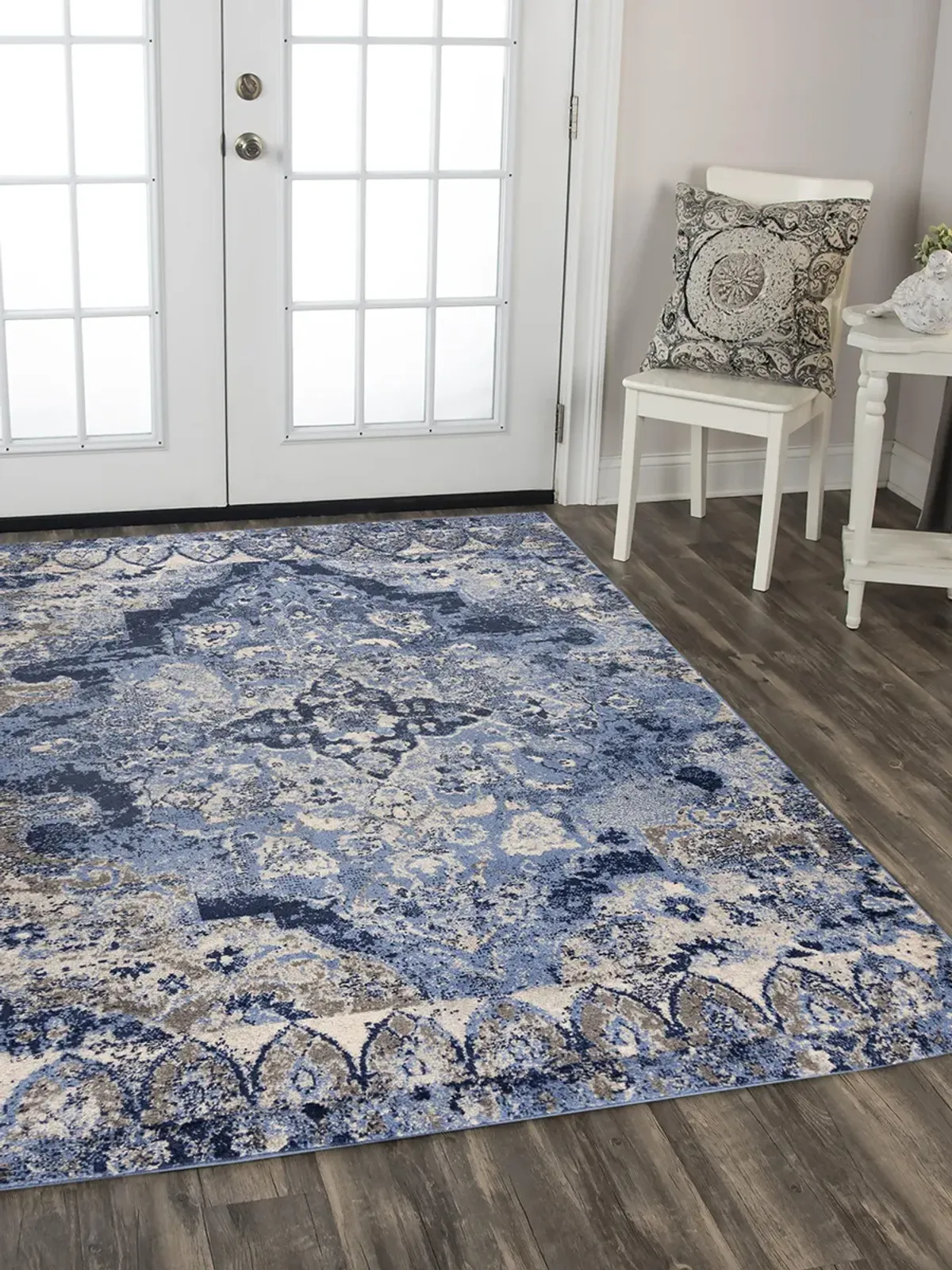 Marquise MRQ846 2'6" x 7'3" Rug