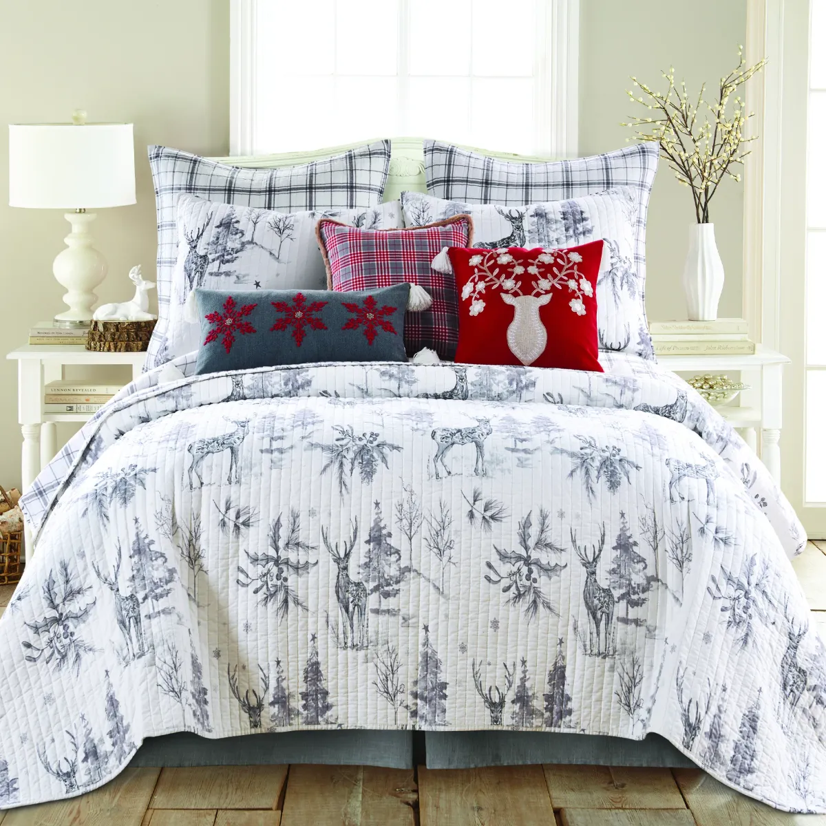 Villa Lugano Red Holiday Quilt - Levtex Home