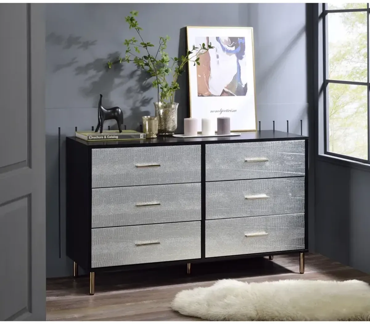 Myles Dresser, Black, Silver & Gold Finish